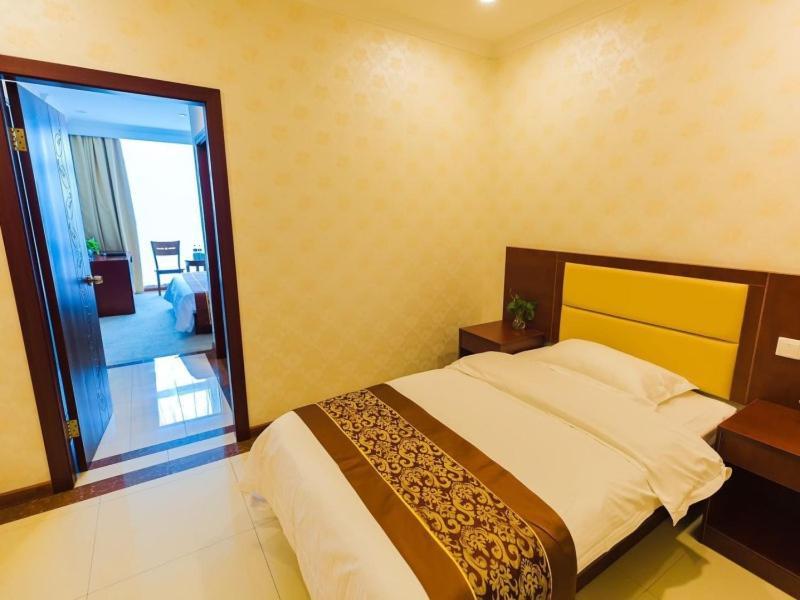 Greentree Inn Shanghai Jiading The South Of F1 Circuit Fangtai Hardware Market Express Hotel Exterior foto