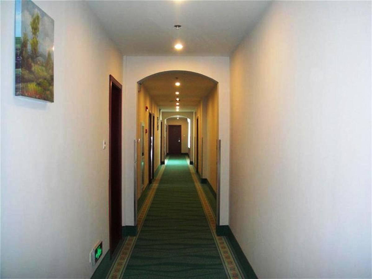 Greentree Inn Shanghai Jiading The South Of F1 Circuit Fangtai Hardware Market Express Hotel Exterior foto